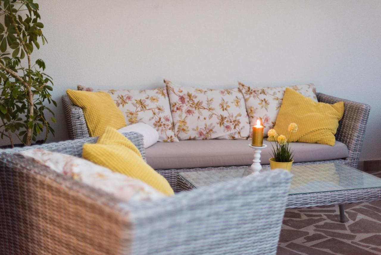Apartmani Julija Водице Екстериор снимка