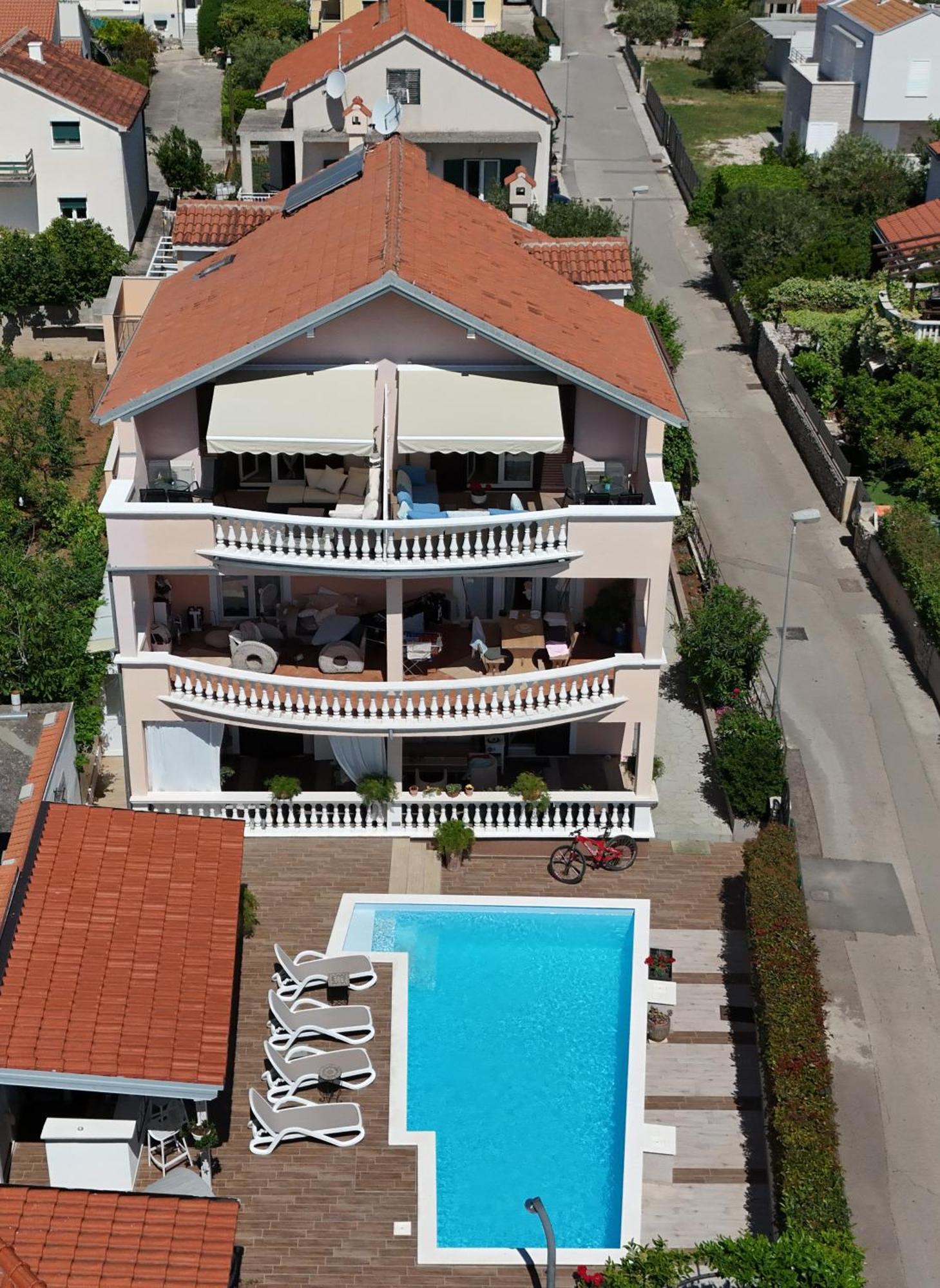 Apartmani Julija Водице Екстериор снимка