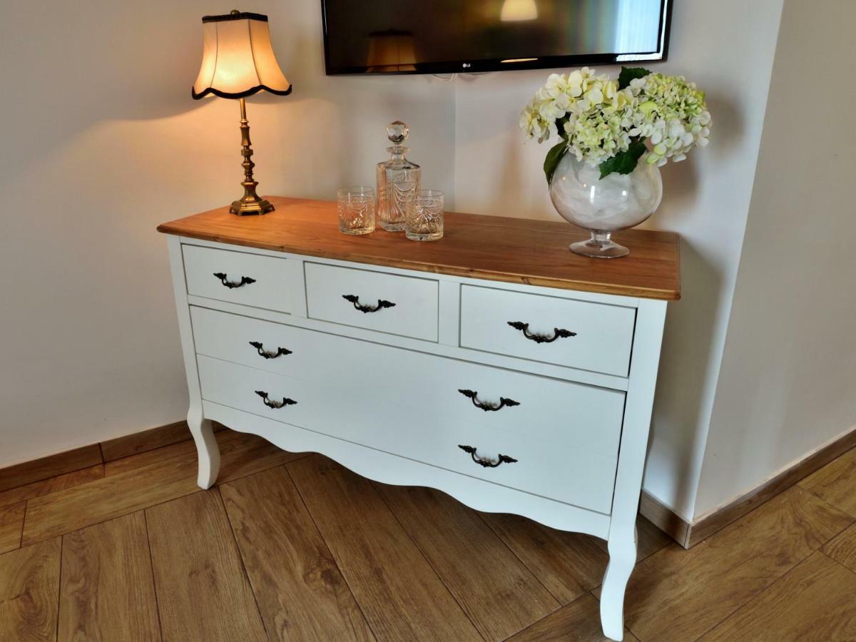 Apartmani Julija Водице Екстериор снимка